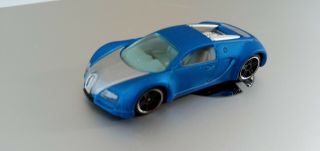 LOOSE Bugatti Veyron 2010 Hot Wheels Satin Blue HW Car 2