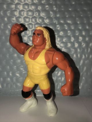Hasbro Mr.  Perfect Wwf Wwe Curt Hennig Series 3 Wrestling Figure Yellow Singlet
