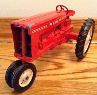 Vintage Tru Scale Tractor 1/16th Scale with Decals & Paint Patent 2786305 3
