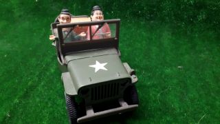 Laurel And Hardy In Ww2 Gate Jeep 1:32 Film Memorabilia No Box