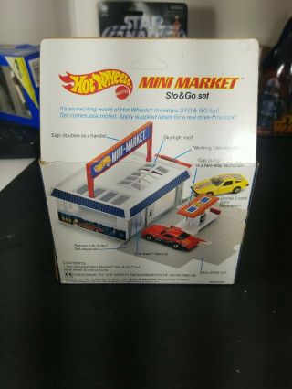 Hot Wheels Getty Oil Mini Market Sto and Go set Special Edition 3