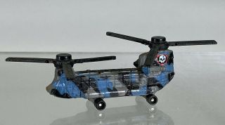 Micro Machines Terror Troops Military Helicopter Ch - 47 Chinook Blue Camo Lgti