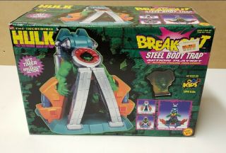 Marvel The Incredible Hulk 1997 Steel Body Trap Breakout Action Playset Toybiz