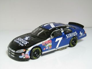Casey Atwood 7 Sirius Radio 2002 Dodge Intrepid R/t 1:24 Scale By Action