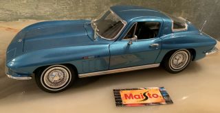Maisto Special Edition Blue 1965 Corvette.  1:18 Die - Cast