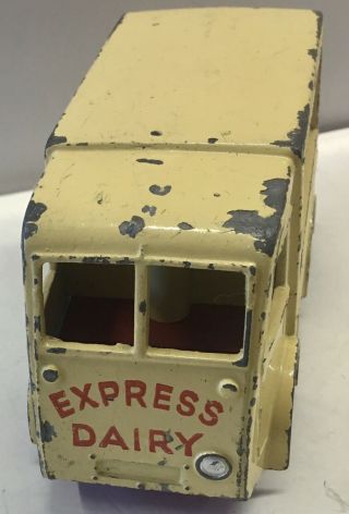 DINKY TOYS 30v BEV ELECTRIC EXPRESS DAIRY MILK VAN.  SOUND WITH PAINT WEAR. 2