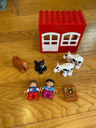 Lego Duplo Walls Red White With Window Door Cow,  Cat,  People