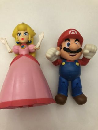Jakks Mario 4 " World Of Nintendo Series Princess Peach Figure And Mario