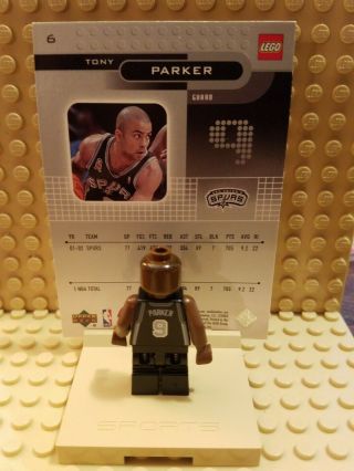 LEGO Minifigure Tony Parker San Antonio Spurs 9.  With card & stand. 2