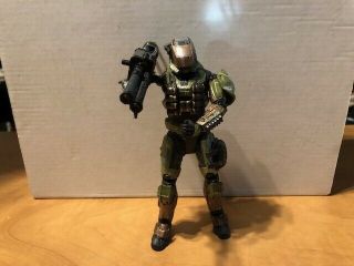 Halo Mcfarlane Toys Action Figure - Spartan Gungnir Custom (male / Olive / Tan)