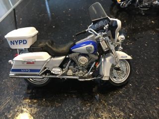 Toy Maisto 1:18 Harley Nypd Highway Patrol Police Dept Motorcycle Series 4