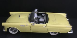 1/18 Scale Die Cast Road Tough,  1955 Ford Thunderbird Hd Top Convertible