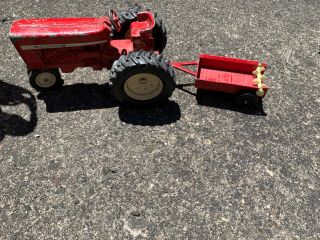 Vintage Red Ertl Die Cast International Toy Tractor & Wagon Usa Dyersville Ia