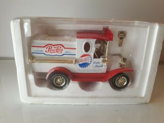 1993 Golden Wheel Limited Edition Die Cast Pepsi Cola Truck Gift Bank W/ Key