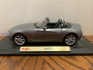 Maisto Bmw Z4 Gray 1/18 Scale Diecast Model Car