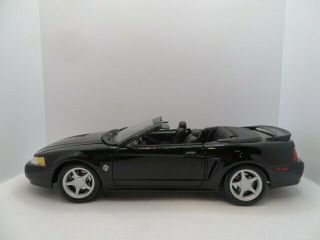 Maisto 1999 Ford Mustang Gt Convertible Black 1:18 Diecast