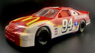 1996 94 Bill Elliot McDonald ' s Reese’s.  Ford Thunderbird 1:24 NASCAR Die Cast 2