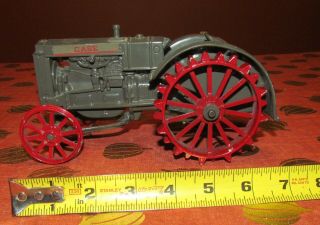 Vintage 8 " Ertl 1598 Case Cast Iron Tractor W/ Spoked Wheels