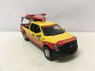 2016 16 Ford F - 150 Xl 4x4 Lifeguard Collectible 1/64 Scale Diecast Diorama Model