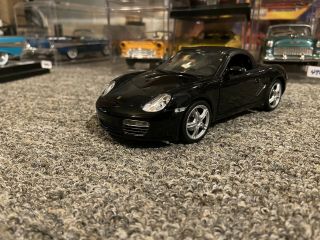Welly 1:24 Scale Porsche Boxster S Die Cast Car Black