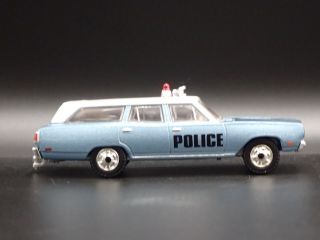 1970 70 PLYMOUTH BELVEDERE STATION WAGON w/ HITCH 1:64 SCALE DIECAST MODEL CAR 3