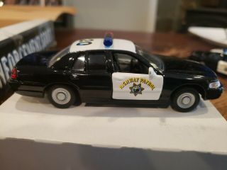 Motor Max 1/43 California Highway Patrol (chp) Ford Crown Victoria
