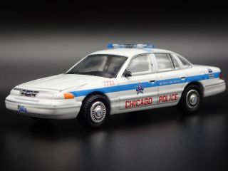 1995 95 Ford Crown Victoria Chicago,  Il Police Dept 1:64 Scale Diecast Model Car