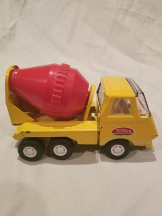 Vintage Tonka Truck Cement Mixer Yellow Steel body Plastic Red mixer 2
