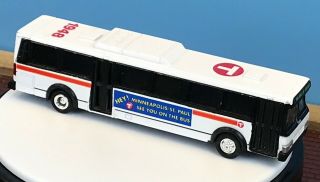 Vintage 90s Road Champs 1/87 Flexible City Bus - Minneapolis St.  Paul Transit