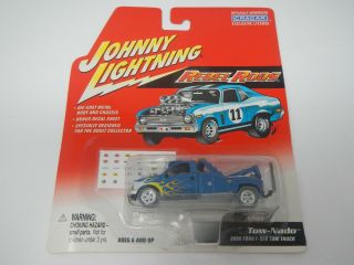 Johnny Lightning Rebel Rods Tow - Nado 2000 Ford F - 550 Tow Truck