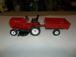 Vintage 1/16 Ace Hardware Toy Lawn Garden Tractor With Deck & Cart Ertl