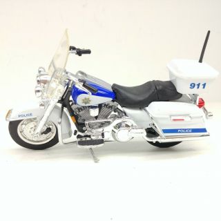 Harley Davidson California Police Motorcycle Diecast Maisto 1/18 No Packaging