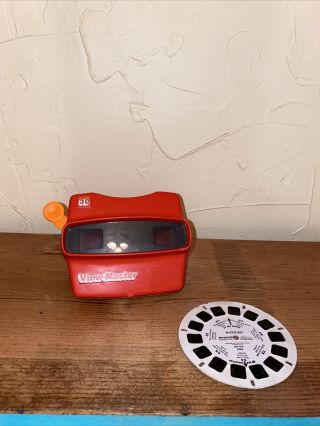 Vintage Red View - Master 3d Viewer W/1 Reel Vintage International Group