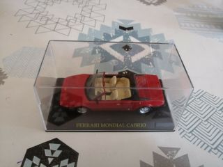 Voiture Miniature Ferrari Mondial Cabrio Ixo Au 1/43