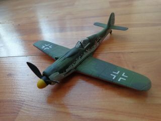 Atlas Editions 1:72 Focke Wulf Fw190a - 5 Defence Of The Reich Ww2 Diecast Plane