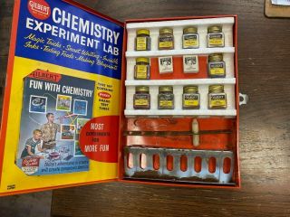 1950 ' S GILBERT CHEMISTRY EXPERIMENT LAB TIN BOX,  Vials,  Instructions. 3