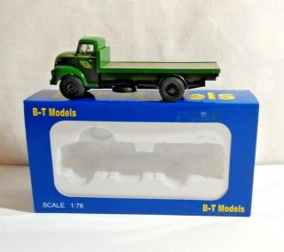 Base Toys Ltd 1:76 Scale Leyland Comet 2 - Axle Flatbed - Cie Ireland - Ie - 01