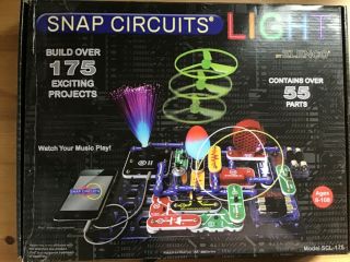 Snap Circuits Light - Build Over 175 Exciting Projects - By Elenco