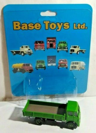 Base Toys Ltd 1:76 Scale Leyland Beaver 2 - Axle Dropside - Green - Bs - 01g