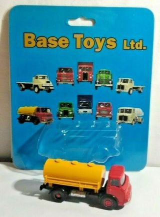 Base Toys Ltd 1:76 Scale Leyland Lad 2 - Axle Tanker - Red & Yellow - Lt - 01