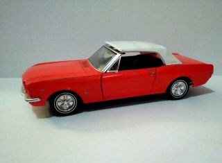 Revell Red 1965 Ford Mustang Convertible 1:18 Die Cast Car