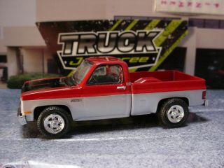 Truck Jamboree 1981 Gmc Sierra Classic 1500✰ Red/silver;rubber Tires✰greenlight✰