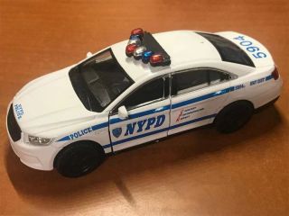 Welly 1/43 Ford Police Interceptor Taurus Nypd York City Police Diecast