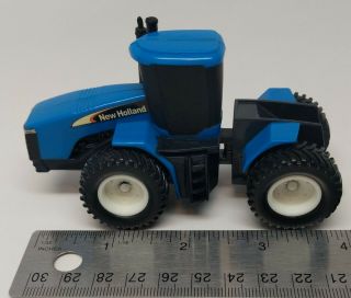 Ertl - Holland 4wd Plastic Tractor - 1:64 Scale (loose)