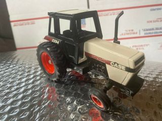 Ertl Die Cast Case Tractor 2294 1/64 Scale