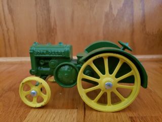 Ertl John Deere 1923 Model D Toy Tractor.  Metal Wheels.