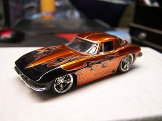 Jada 1/64 Scale 1963 Corvette Split Window Coupe Candy Orange With Black Flames