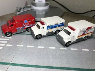 Matchbox 3 X Ford E Ambulance Truck Fire E - Series 1/72 1:64 2010 Mb679 Mattel