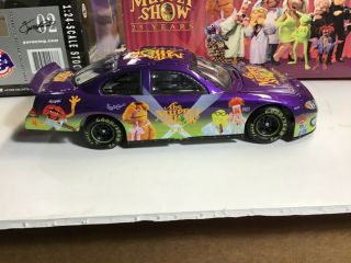 Action - The Muppet Show 25 Years,  2002 Intrepid,  1:24 Scale,  Die - Cast,  Pre - Owne 2