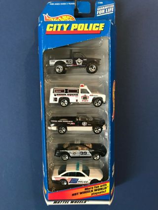 Hot Wheels 1999 City Police 5 Pack Bywayman Rescue Ranger Dodge Ram Police